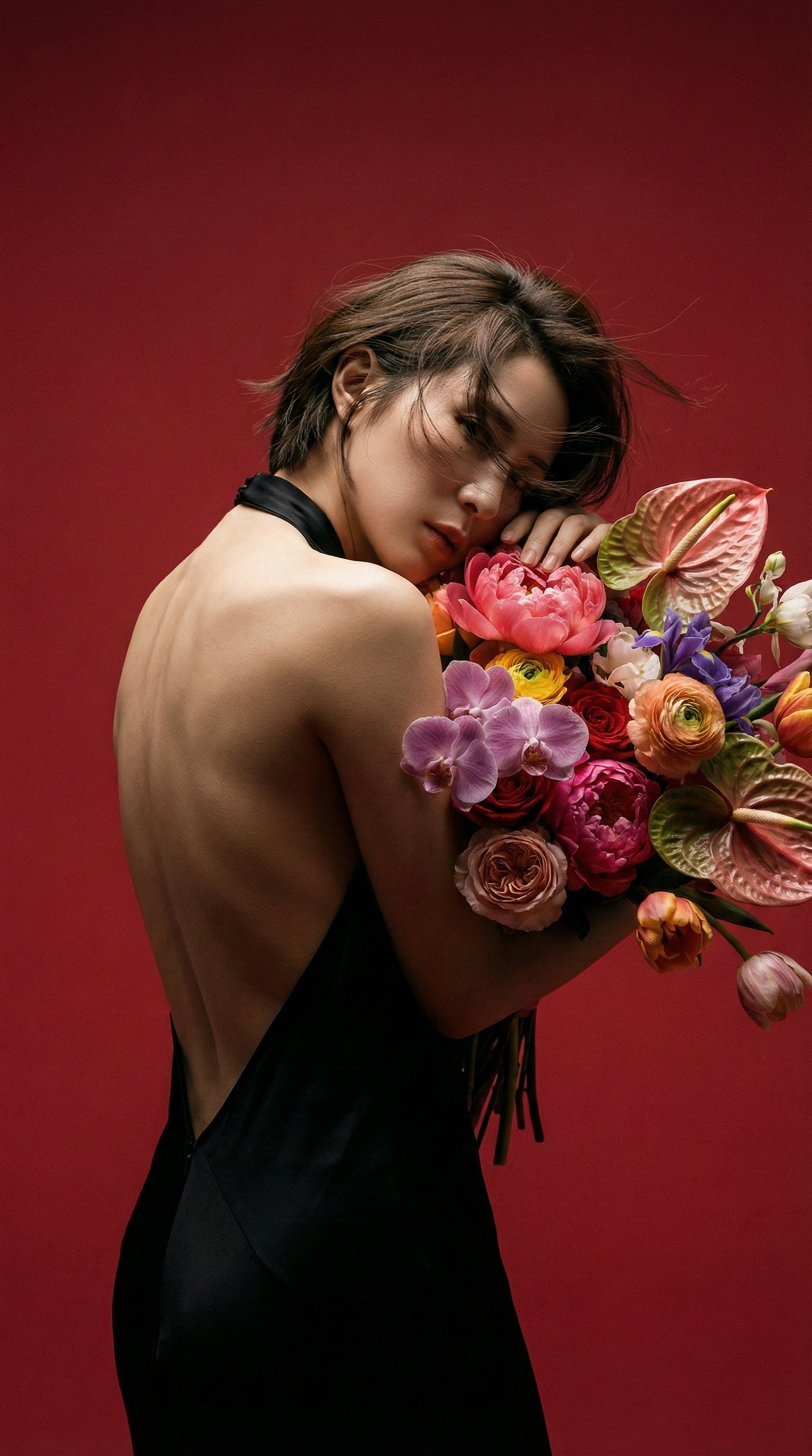 Fashionable Backless Photo, Fashion, nanoBanana-Pro, 人物, 国风 reference image, image 3 of 7