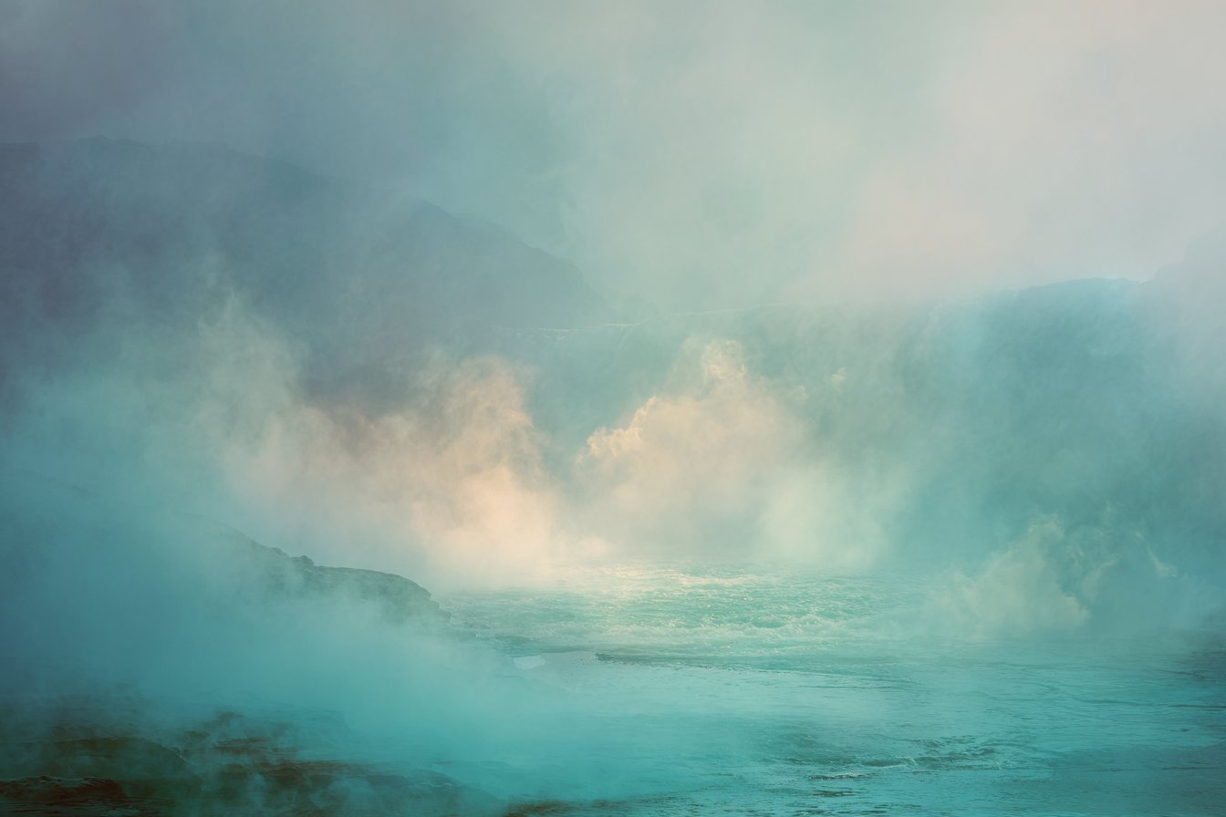 Vapor-Tinged Afterimage, People, nanoBanana-Pro, Haze, Vapor Tinged reference image, image 3 of 4